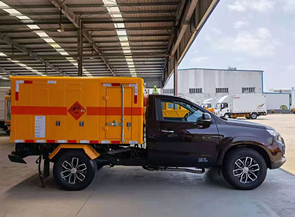 成武爆破器材运输车